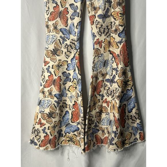 Free People Women Float On Flare Jeans Printed Butterflies Size 24 - Picture 8 of 16